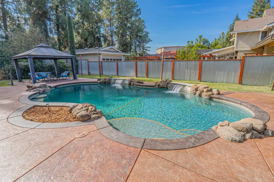38237 Russell Boulevard, Davis, CA 95616 - #3