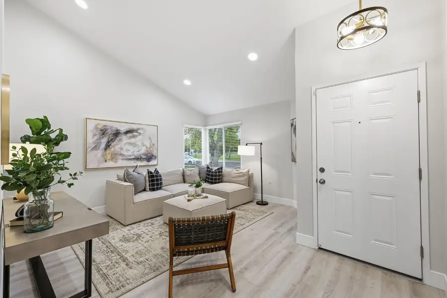 8316 Cutler Way, Sacramento, CA 95828 - #2