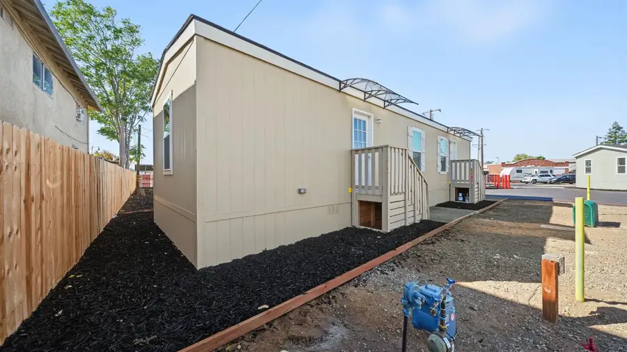 317 Moffat Boulevard #18, Manteca, CA 95336 - #3