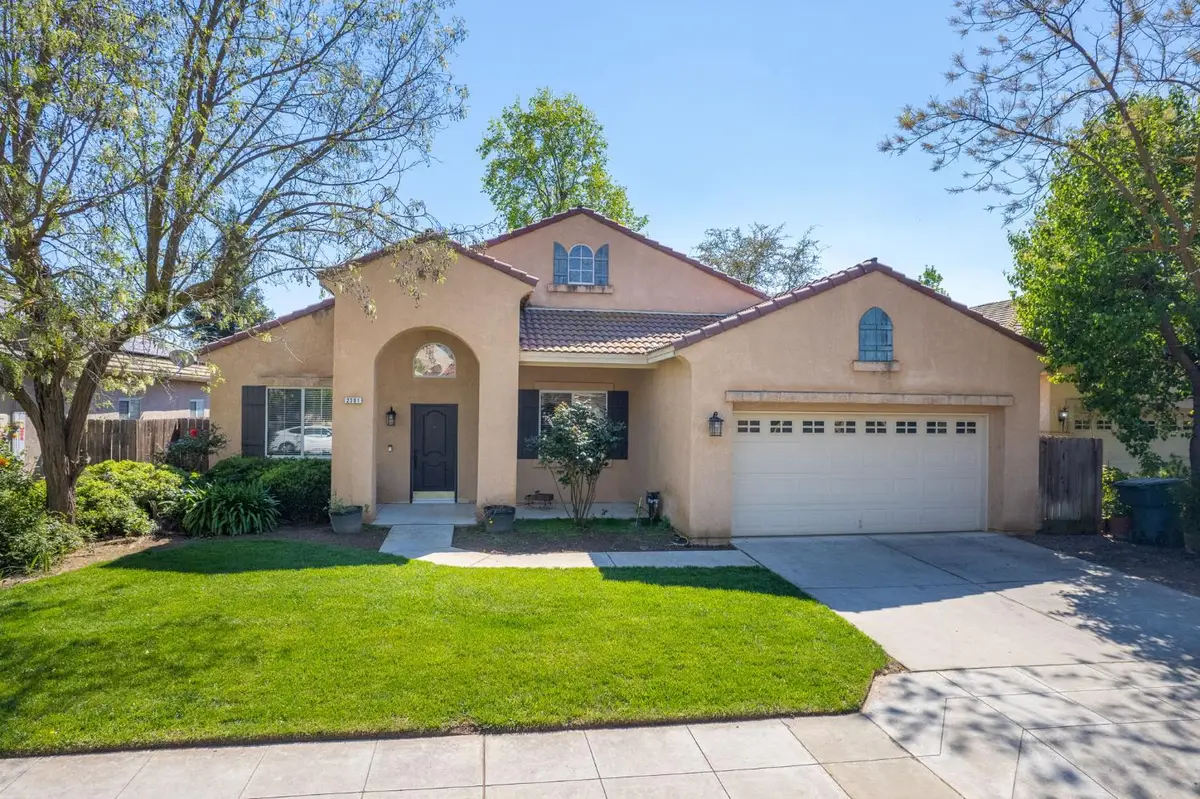 2381 E Christopher Drive, Fresno, CA 93720 - #1