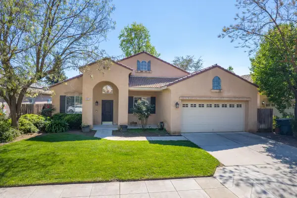 2381 E Christopher Drive, Fresno, CA 93720