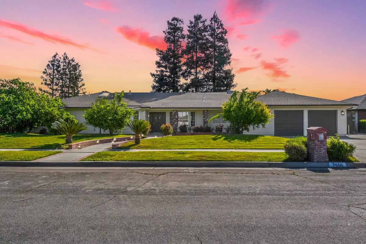 7656 N Hayston Avenue, Fresno, CA 93720 - #1