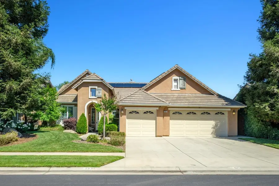 2691 Stuart Avenue, Clovis, CA 93611 - #2