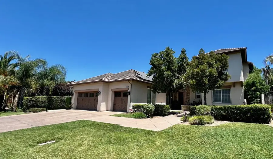 8730 Laguna Street, Chowchilla, CA 93610 - #3