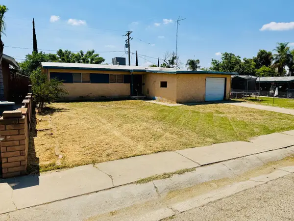 877 E Thurman Avenue, Porterville, CA 93257