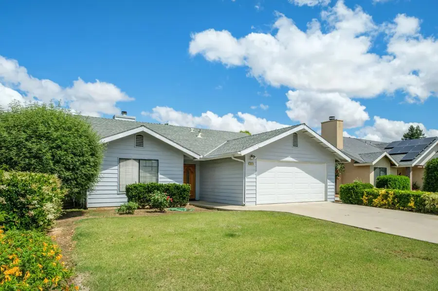 2313 Palo Alto Avenue, Clovis, CA 93611 - #2