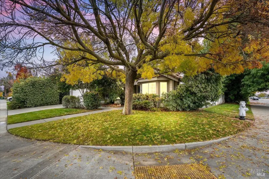 1595 Ingrid Drive, Dixon, CA 95620 - Image #2