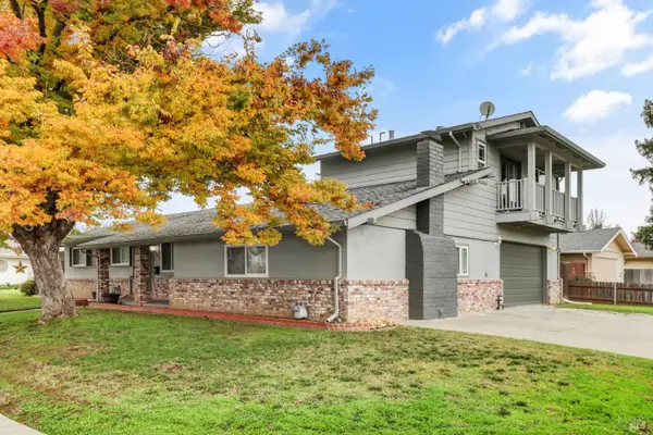 225 E Chestnut Street, Dixon, CA 95620