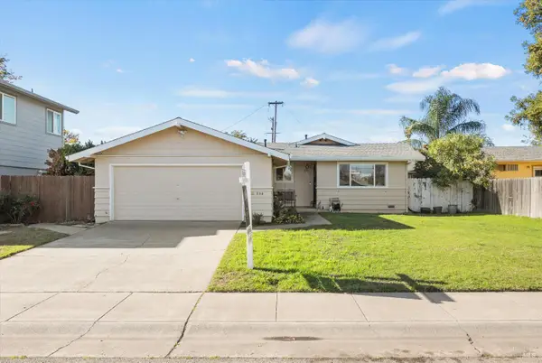 230 E Walnut Street, Dixon, CA 95620