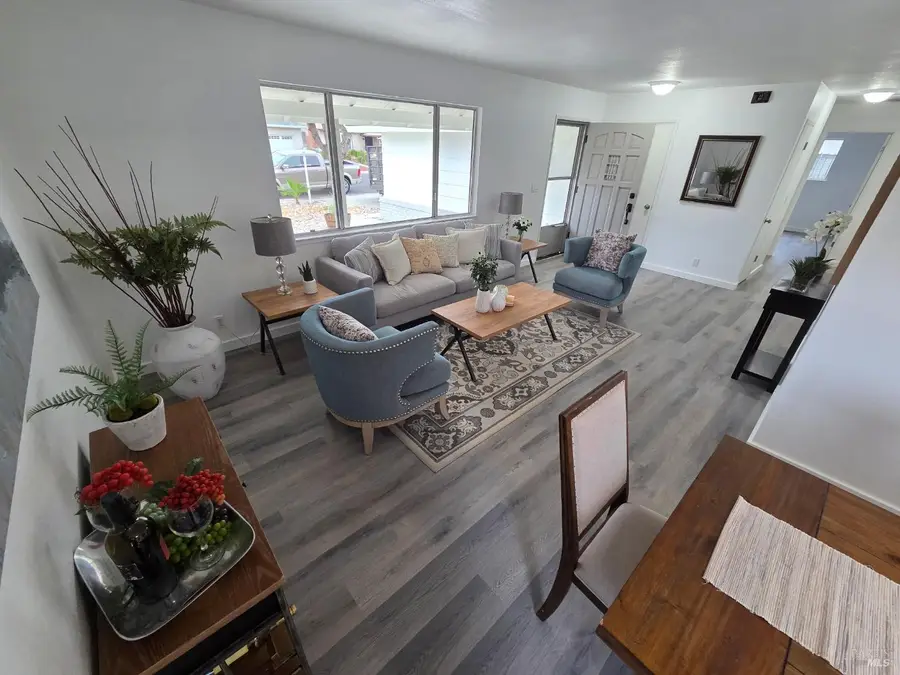 122 Carlsbad Circle, Vacaville, CA 95687 - #3