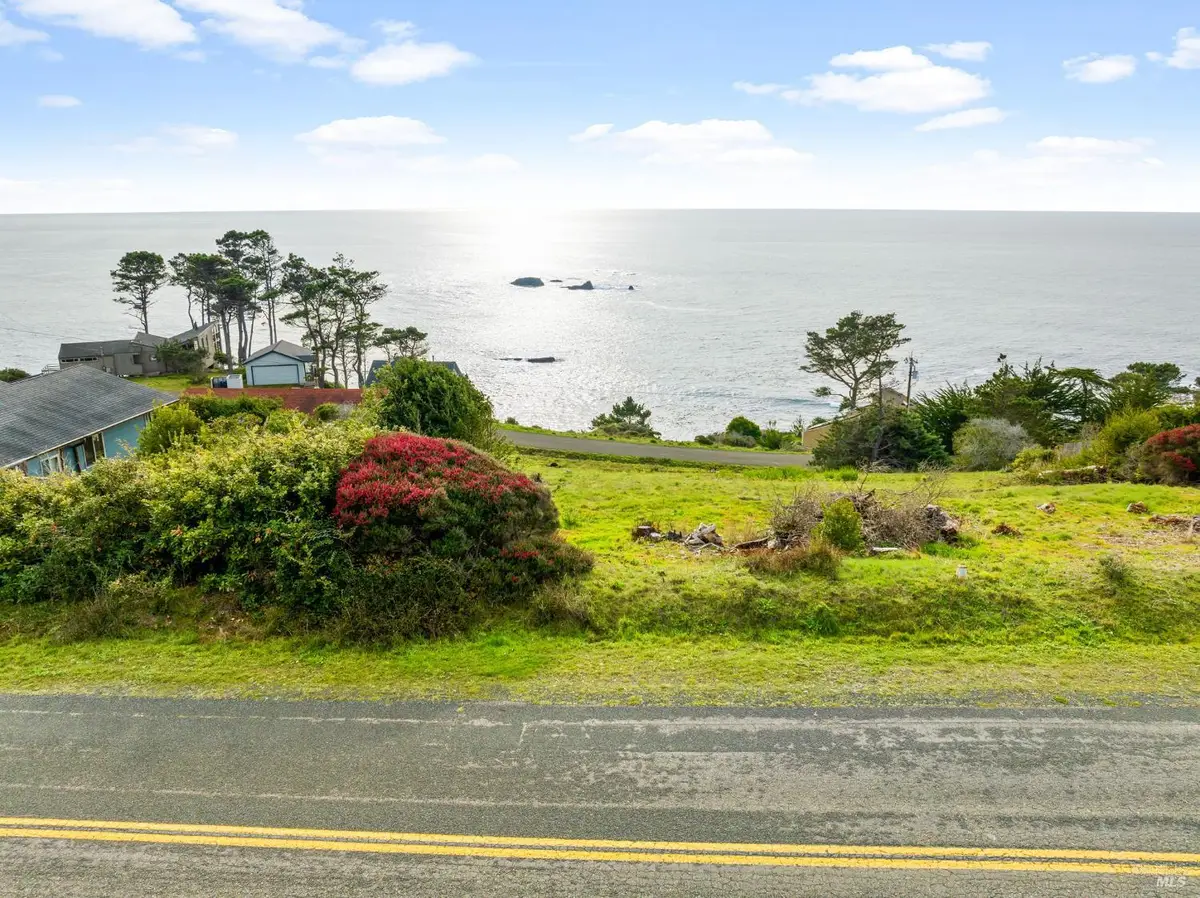 38650 Pacific Drive, Gualala, CA 95445 - Image #1