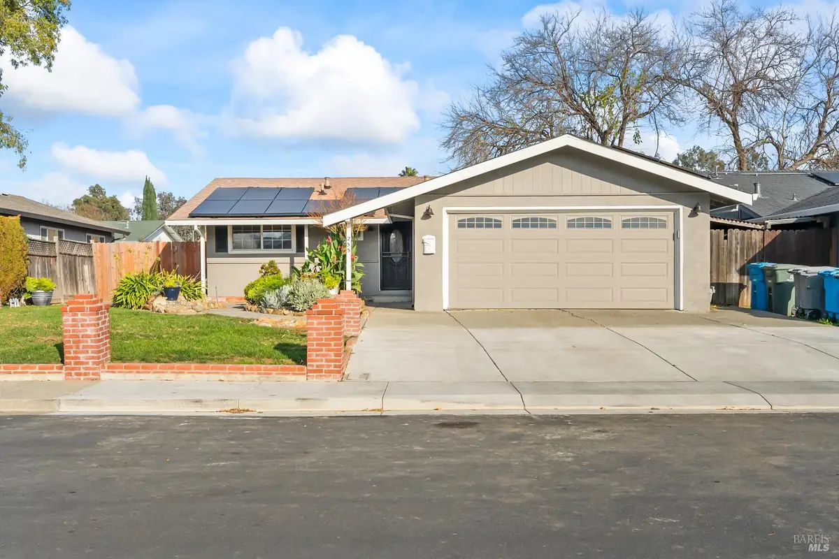255 Bowline Drive, Vacaville, CA 95687 - Image #1