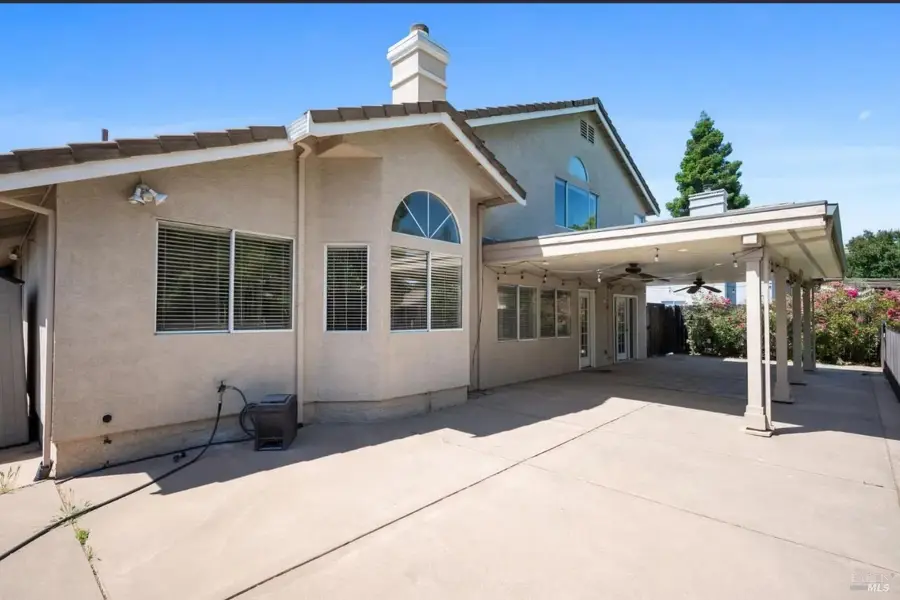 875 Christine Drive, Vacaville, CA 95687 - Image #3
