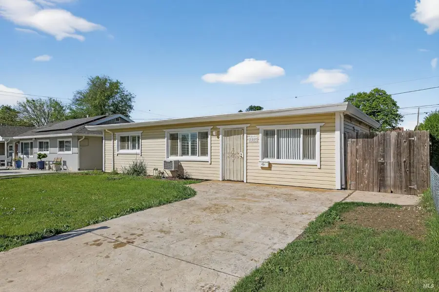 1049 Buchanan Street, Fairfield, CA 94533 - #2