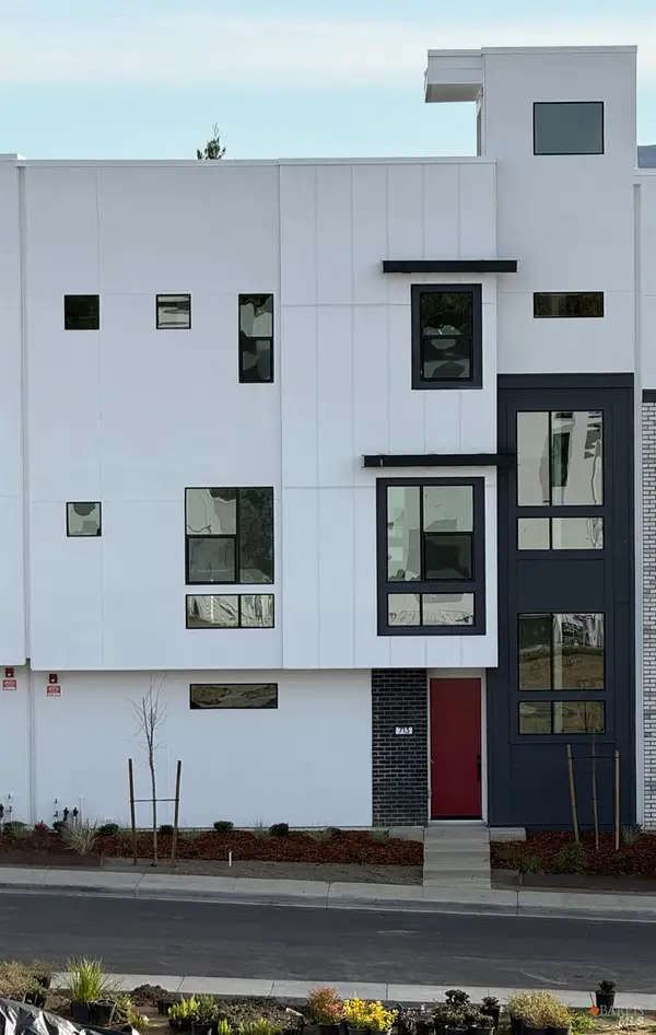 713 Catherine Street, Vacaville, CA 95688