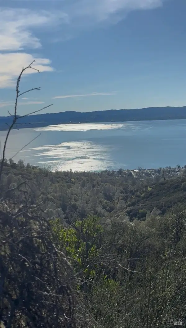 7700 8 W 25 Trail, Lucerne, CA 95458