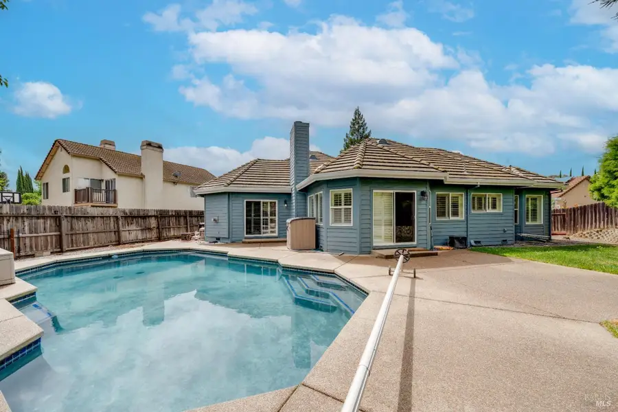 961 Cedar Brook Lane, Vacaville, CA 95687 - #3