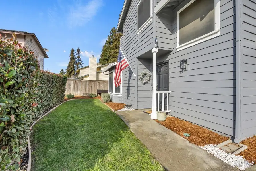 1320 Angela Court, Dixon, CA 95620 - #2