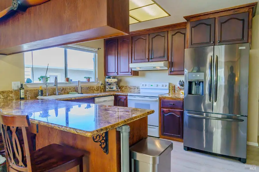 1066 Woodridge Drive, Vacaville, CA 95687 - #3