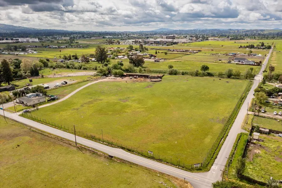 4400 Whistler Avenue, Santa Rosa, CA 95407 - #3