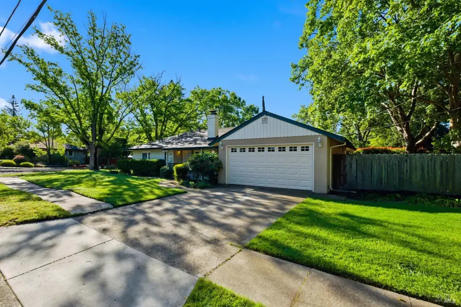 2015 Locust Street, Napa, CA 94559 - #2