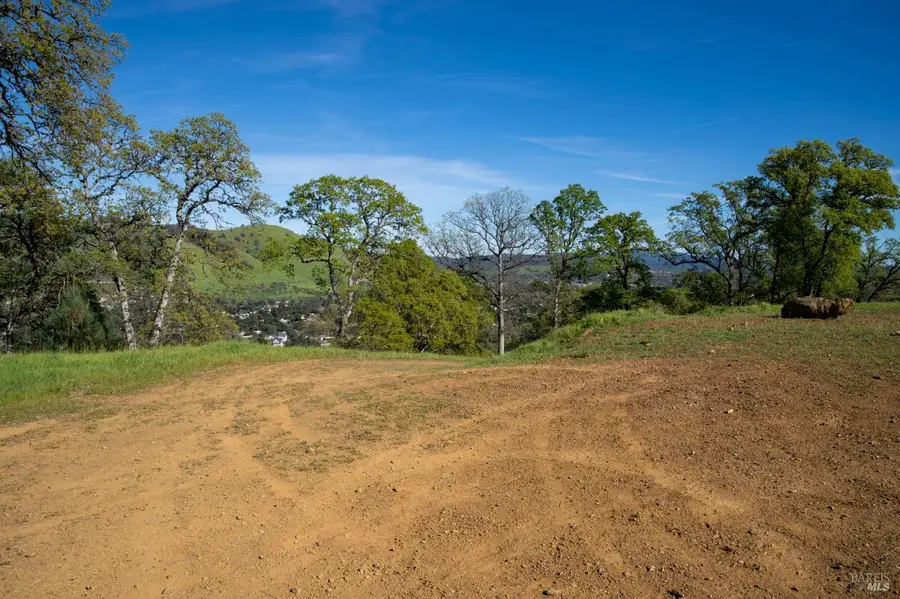 12806 San Joaquin Avenue, Clearlake, CA 95422 - #2