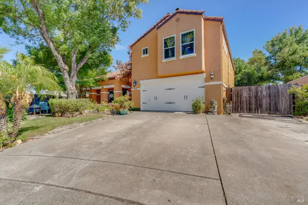 832 Arabian Circle, Vacaville, CA 95687