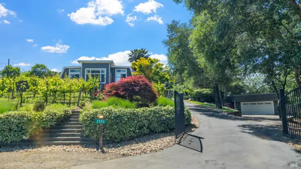 2593 Athena Court, Santa Rosa, CA 95401