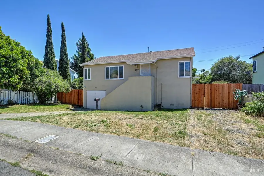 209 Alhambra Avenue, Vallejo, CA 94591 - #3