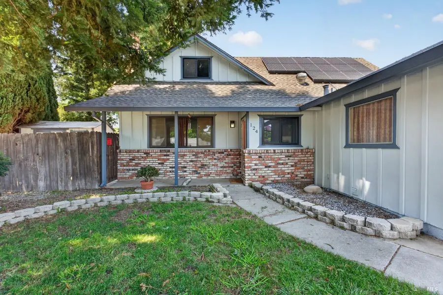 124 Albany Court, Vacaville, CA 95687 - #3