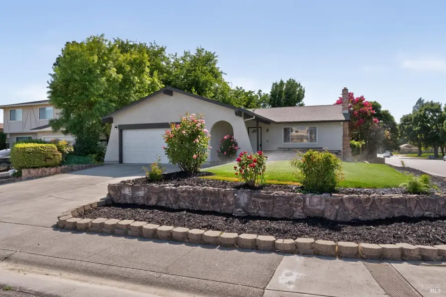 795 Michele Court, Dixon, CA 95620 - #2