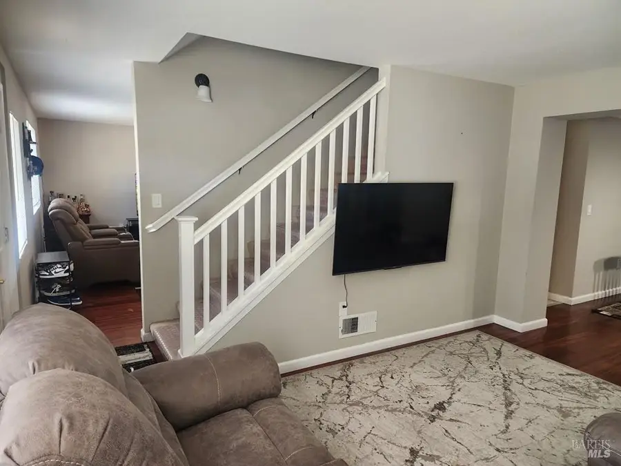 604 Daniels Avenue, Vallejo, CA 94590 - #2