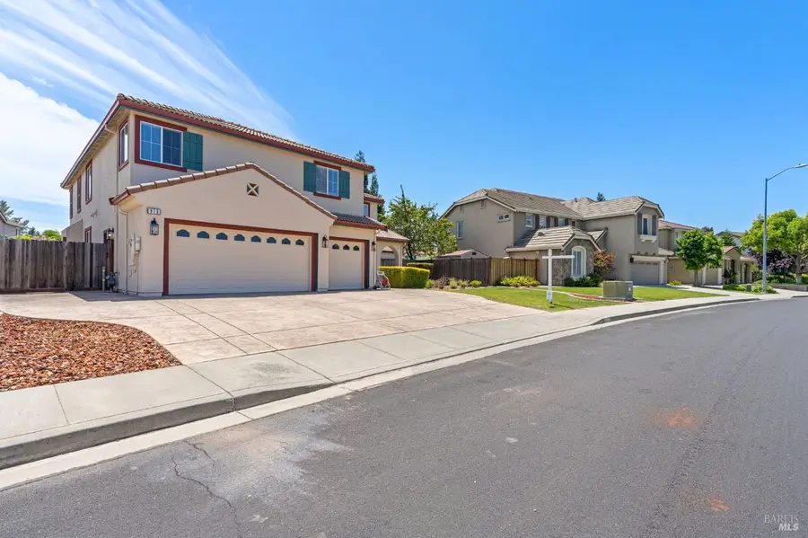 913 Zephyr Lane, Vacaville, CA 95687 - #3