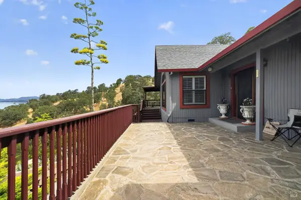 7047 Panoramic Drive, Lucerne, CA 95458