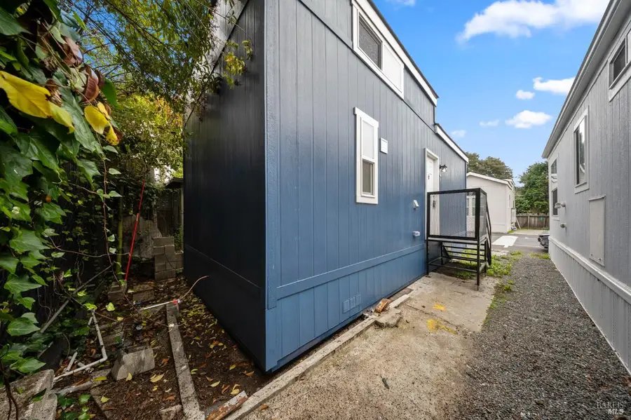 742 Francisco W Boulevard #B3, San Rafael, CA 94901 - #3