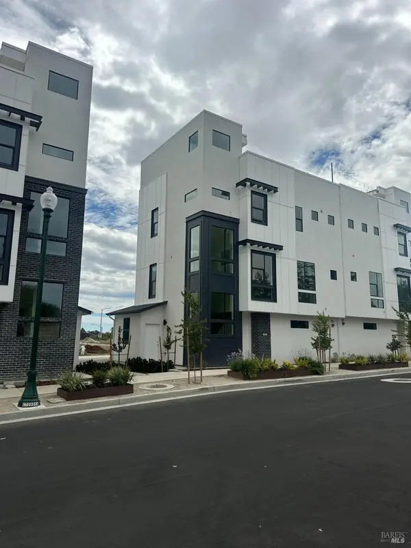 312 Wilson Street, Vacaville, CA 95688