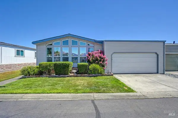 31 Falcon Crest Circle, Napa, CA 94558