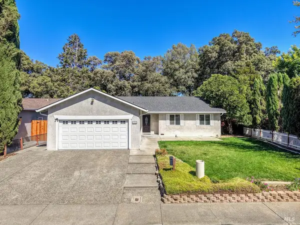 1151 Creekside Drive, Vacaville, CA 95687