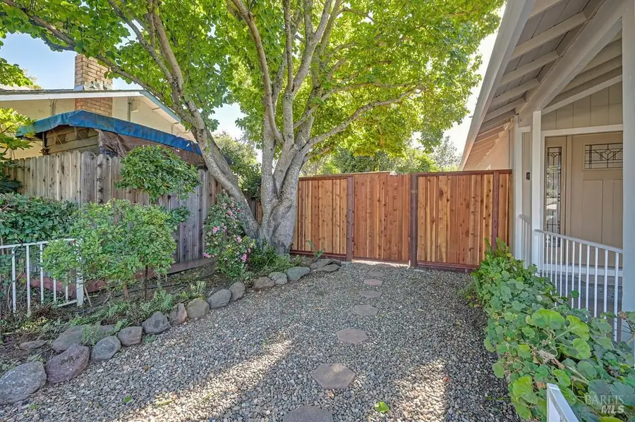 440 Edgewood Drive, Vacaville, CA 95688 - #3