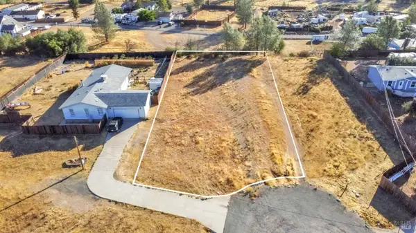 17832 Iris Way, Clearlake Oaks, CA 95423
