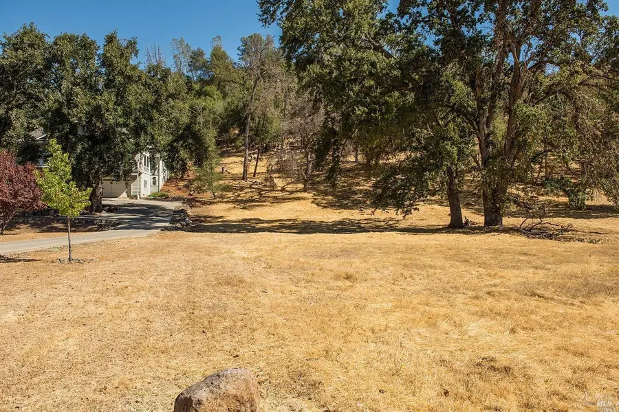 19914 Mountain Meadow North None, Hidden Valley Lake, CA 95467 - #3