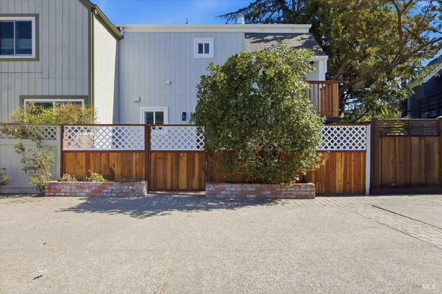 2569 Topaz Drive, Novato, CA 94945 - #2
