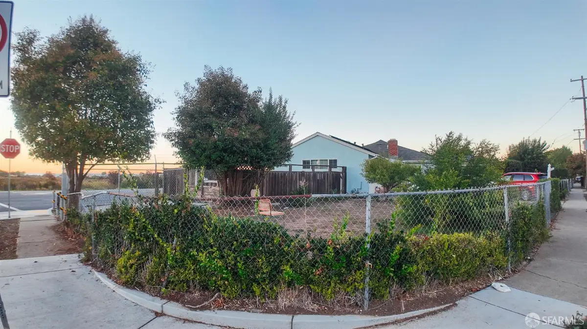 2719 Xavier Street, East Palo Alto, CA 94303 - Image #1