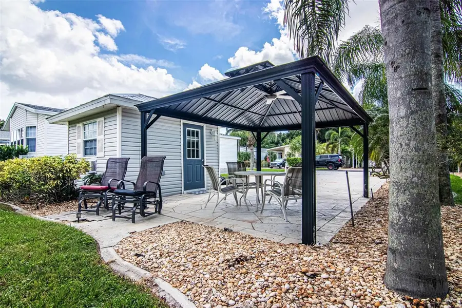 10054 Parkwood Drive, Fort Myers, FL 33905 - Image #3