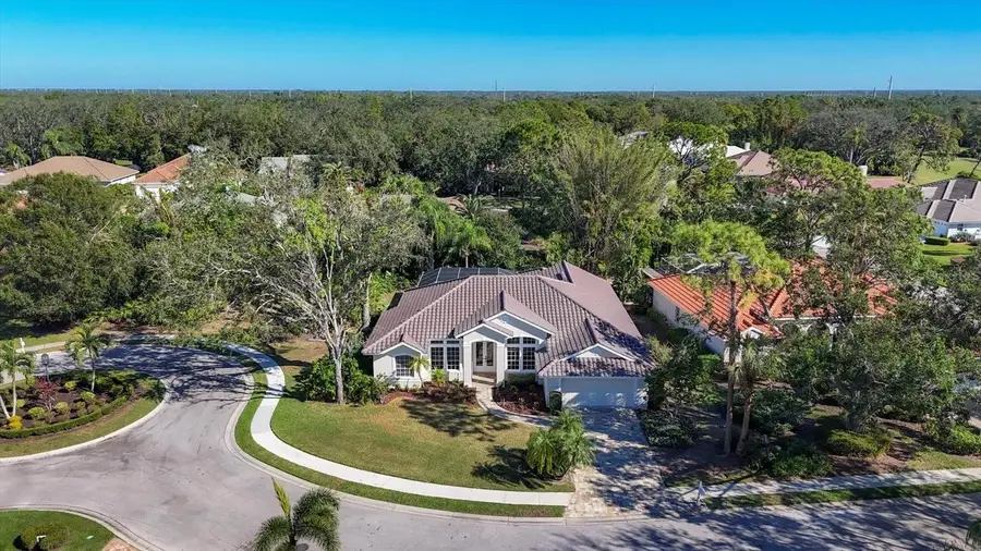 6615 Hunter Combe Crossing, Manatee, FL 34201 - Image #2