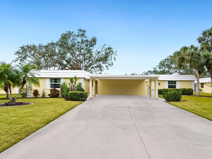 5940 Driftwood Avenue #15, Sarasota, FL 34231 - Image #3