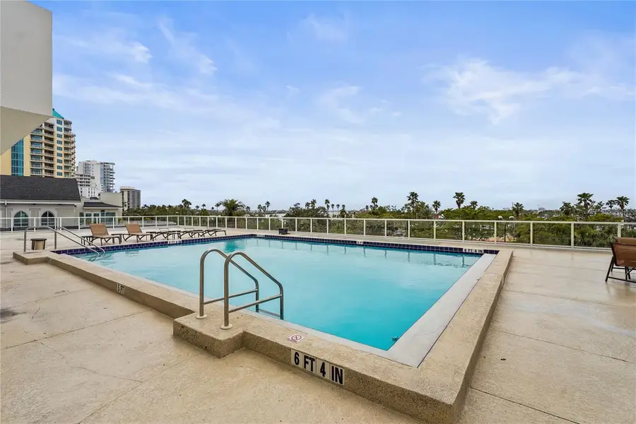 101 S Gulfstream Avenue #12C, Sarasota, FL 34236 - Image #3
