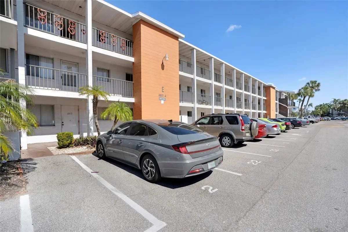 2211 Sunset Drive #E3, Bradenton, FL 34207 - Image #1