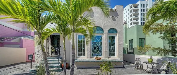 446 Burns Court, SARASOTA, FL 34236