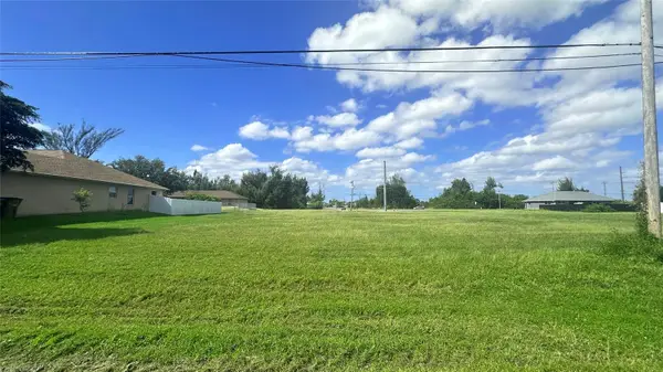 312 SW 15th Place, CAPE CORAL, FL 33991